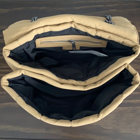 👛HP👛 𝗭𝗮𝗿𝗮 𝗡𝗪𝗧 • Quilted Cream Shoulder Bag Minimalist Flap Purse - Picture 14 of 16